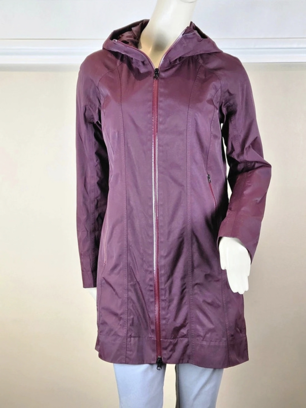 Lululemon Right As Rain Jacket Bordeaux Drama Burgundy Size 8 Waterproof Coat